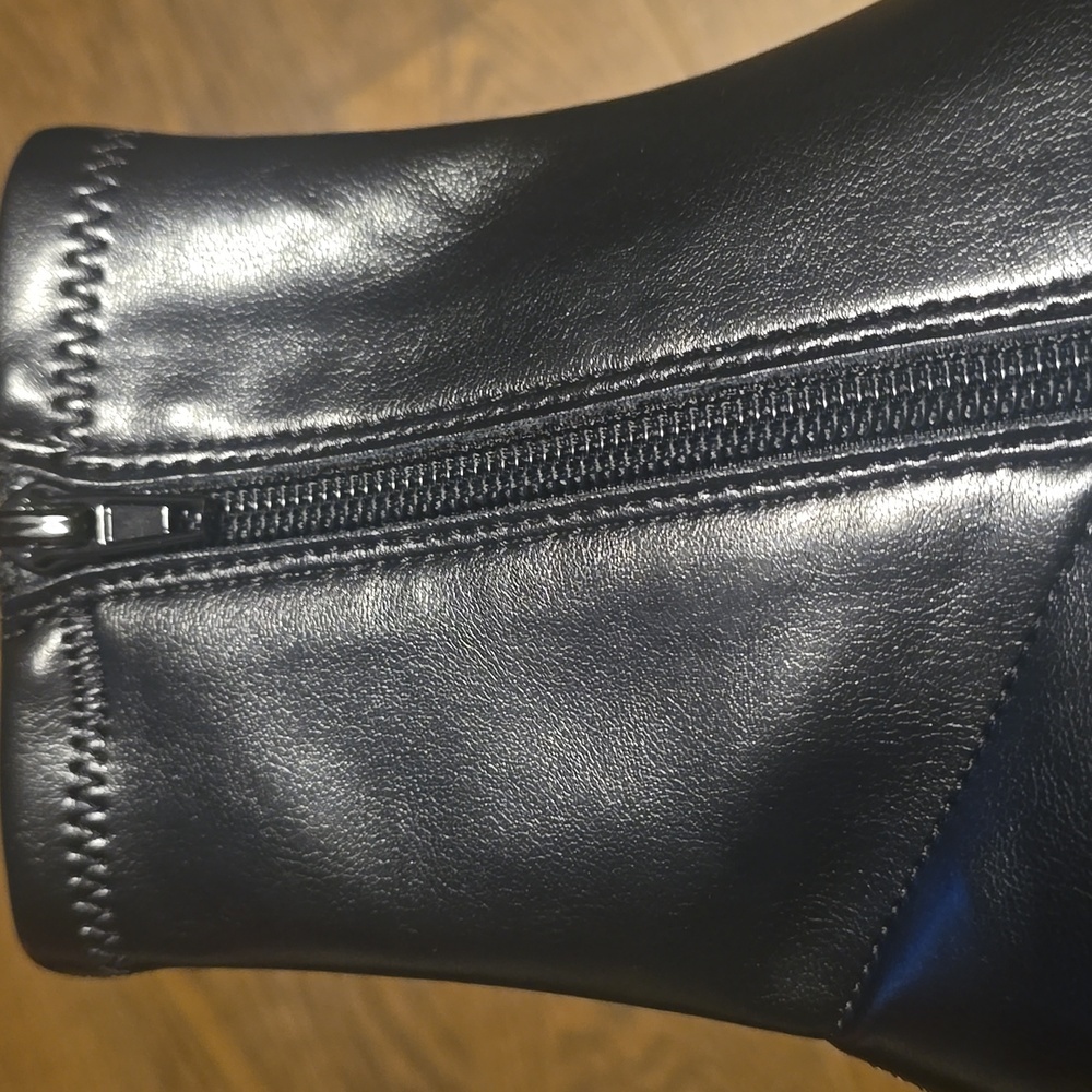 Silent D Short Kali Ankle Black Boots, Retail Price $160.00 USD, Size 5- 5.5 US - Picture 16 of 16